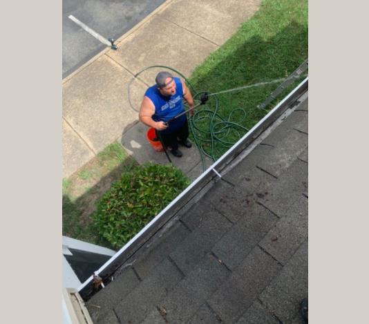 Git 'R Dun Pressure Wash: Service Image-10 Git 'R Dun Pressure Wash: Service Image-10